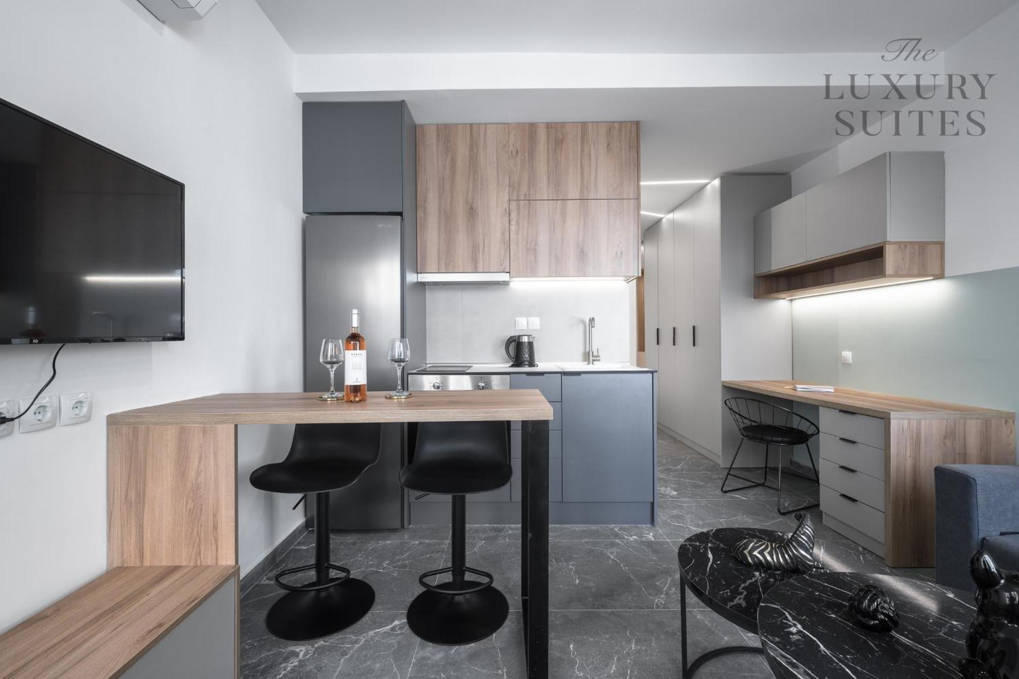 Adelle Apartments, The Luxury Suites Thessaloniki Exterior foto